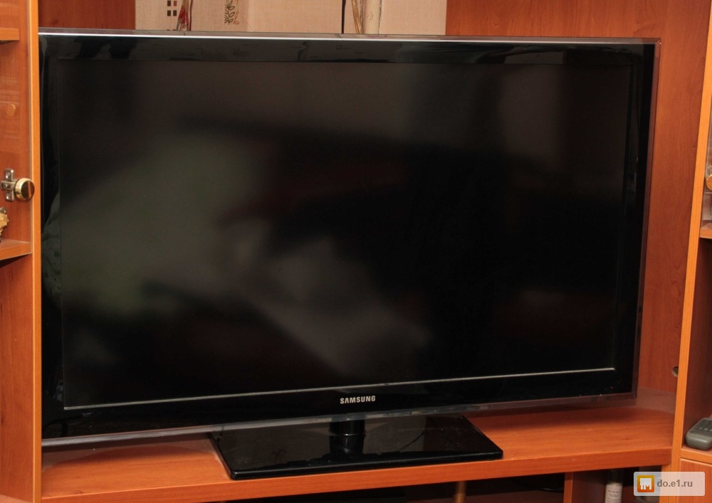Авито телевизоры красноярском. Телевизор Samsung плазма 42 youla. Телевизор самсунг 140 см диагональ. Самсунг телек плазма Старая 32. Плазма самсунг диагональ 120 см.