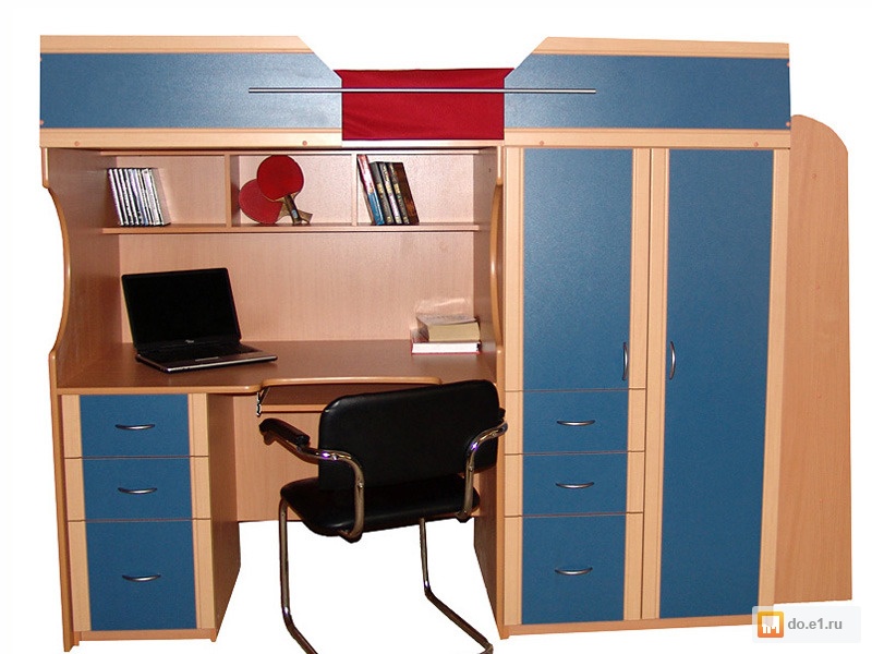 Продам уголок школьника б/у, фото. цена - 6000.00 руб., екат.